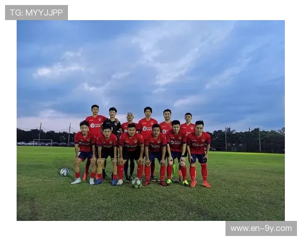 以嘉德足球训练俱乐部为中心打造青少年专业成长发展路径探索新篇